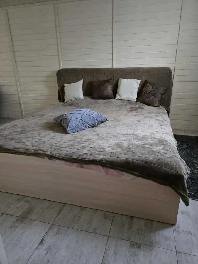 2-к будинок Білоцерківський, Фурси, Підігірна 16