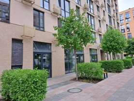 приміщення, будівлі Київ, Шевченківський, Салютна 2