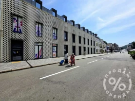 торгові площі Київ, Подільський, Петра Сагайдачного 18