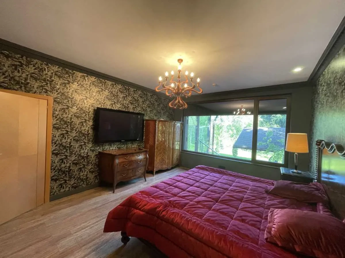 5-к будинок Обухівський, Лісники, Гайова 3