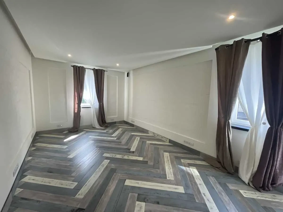 4-к будинок Обухівський, Козин, Старокиївська КГ Дніпрова Хвиля 23