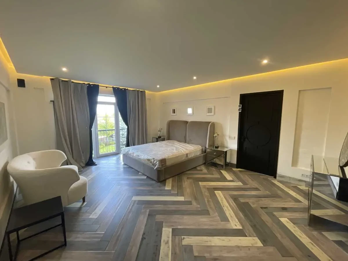 4-к будинок Обухівський, Козин, Старокиївська КГ Дніпрова Хвиля 21