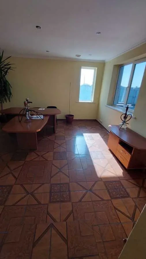 виробничі приміщення Бучанський, Бузова, Гагарина 14