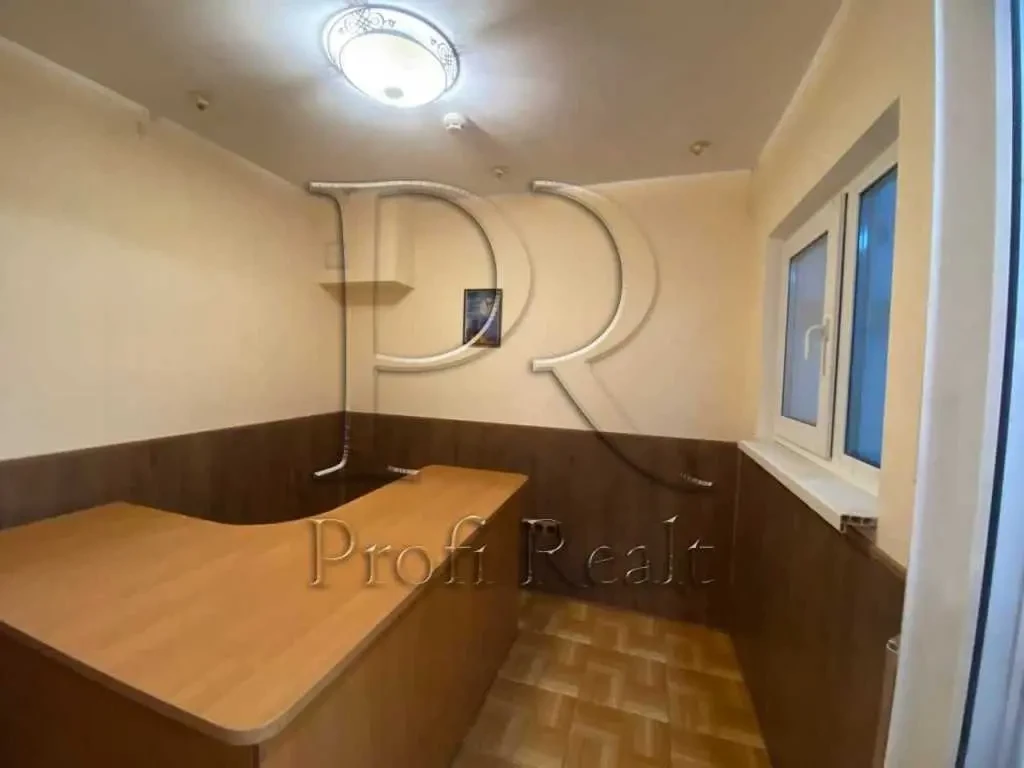 торгові площі Київ, Подільський, Почайнинська 57/59 12