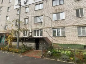 торгові площі Київ, Подільський, Почайнинська 57/59