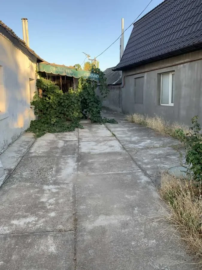 3-к частина будинку Миколаїв, Центральний, Ілька Борщака 42