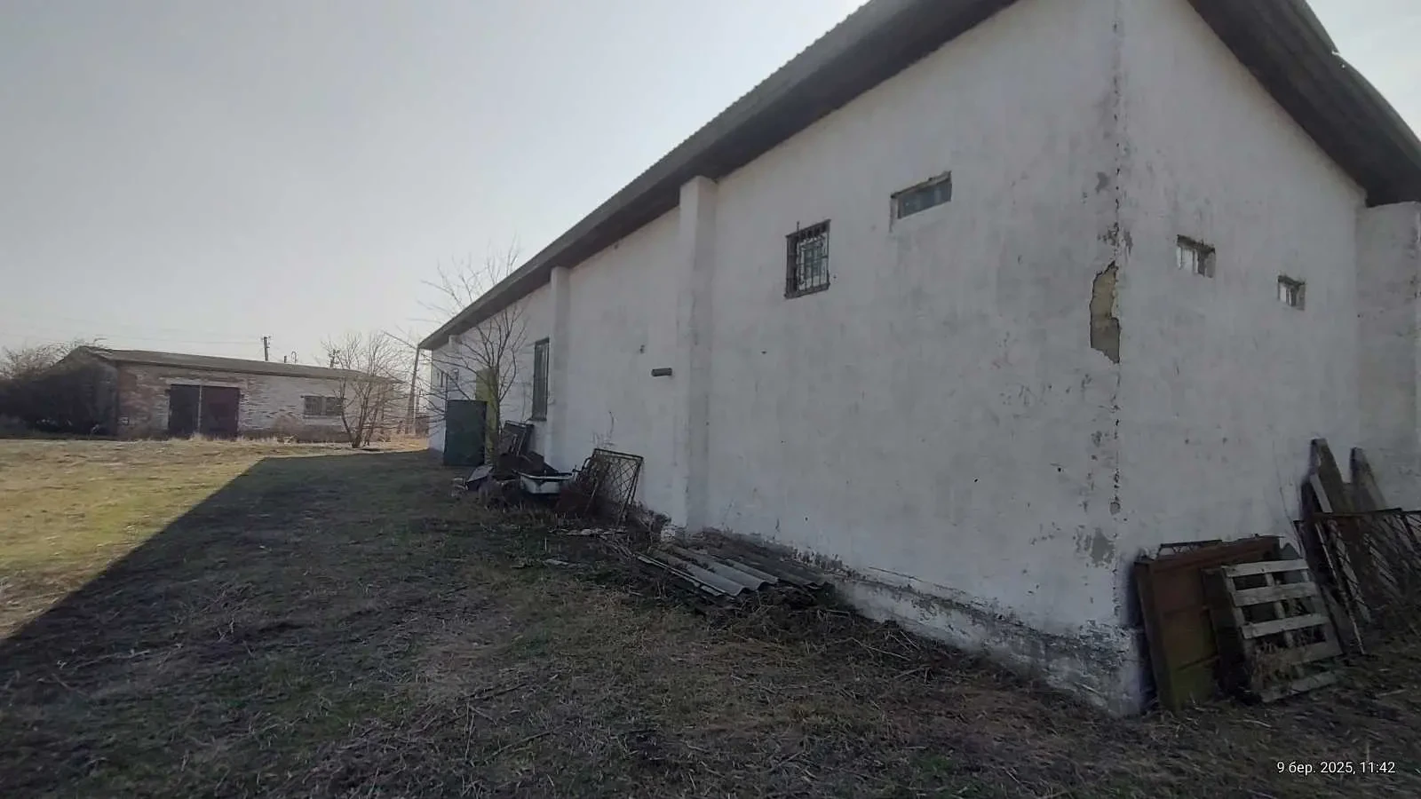 приміщення, будівлі Броварський, Літки, Київська 18