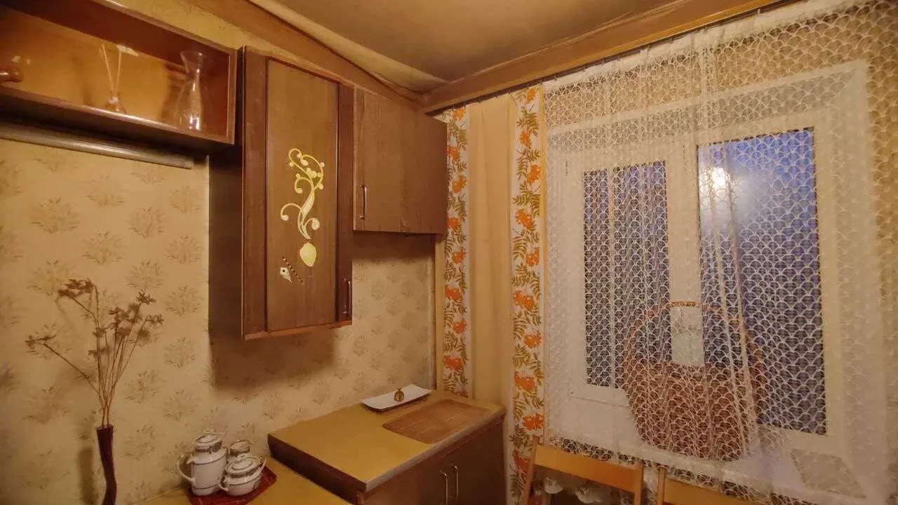 2-к квартира Київ, Дніпровський, Будівельників 8 2