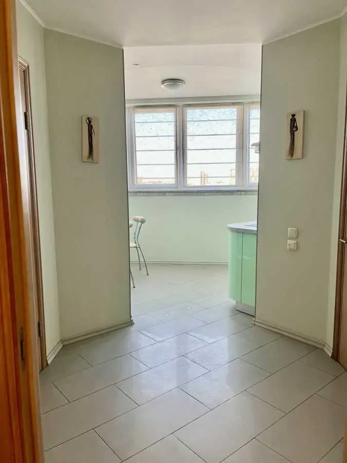 2-к квартира Київ, Голосіївський, Саперно-Слобідський 22 14