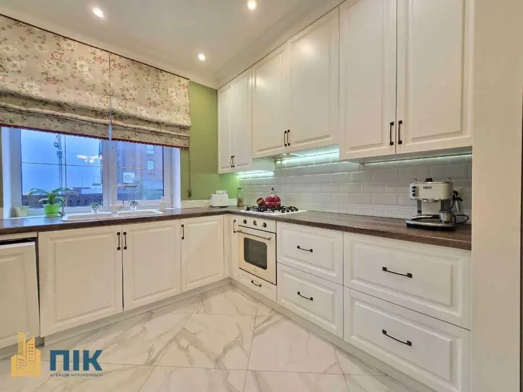 7-к квартира Бучанський, Софіївська Борщагівка, Радужная 3