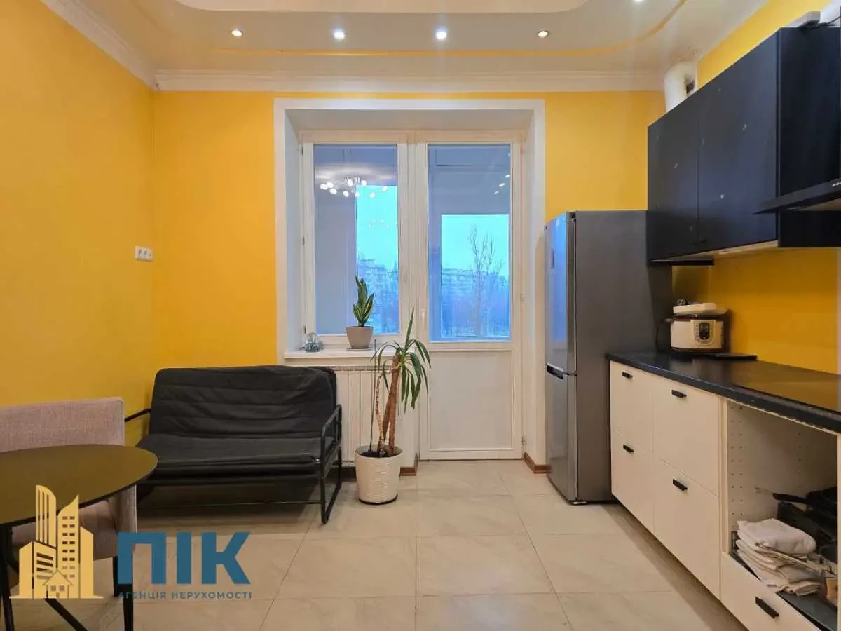 4-к квартира Київ, Оболонський, Героїв Сталінграду 8 6