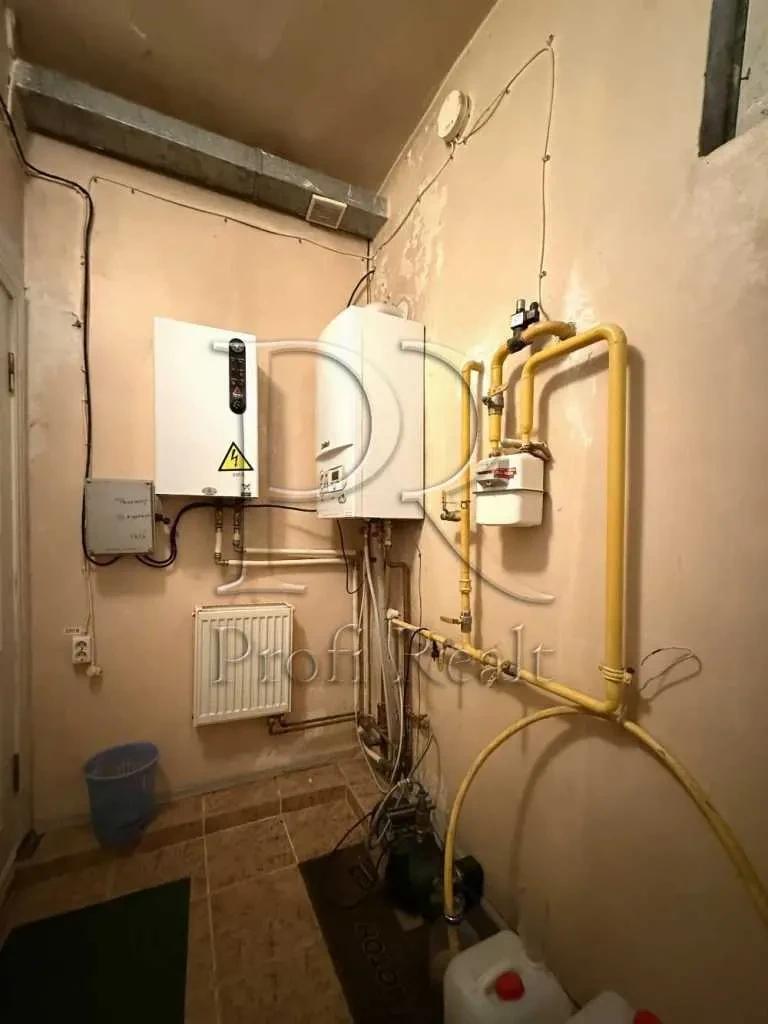 приміщення, будівлі Вишгородський, Старі Петрівці, Князя Святослава .. 12