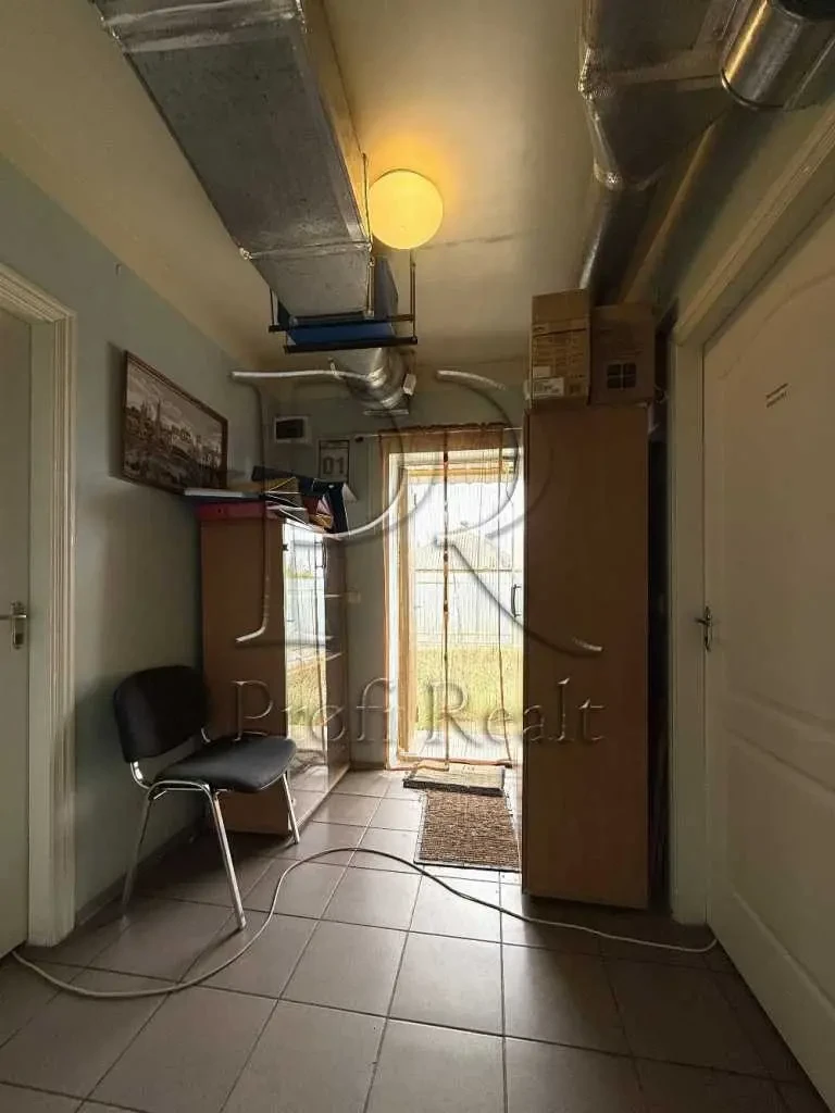 приміщення, будівлі Вишгородський, Старі Петрівці, Князя Святослава .. 15