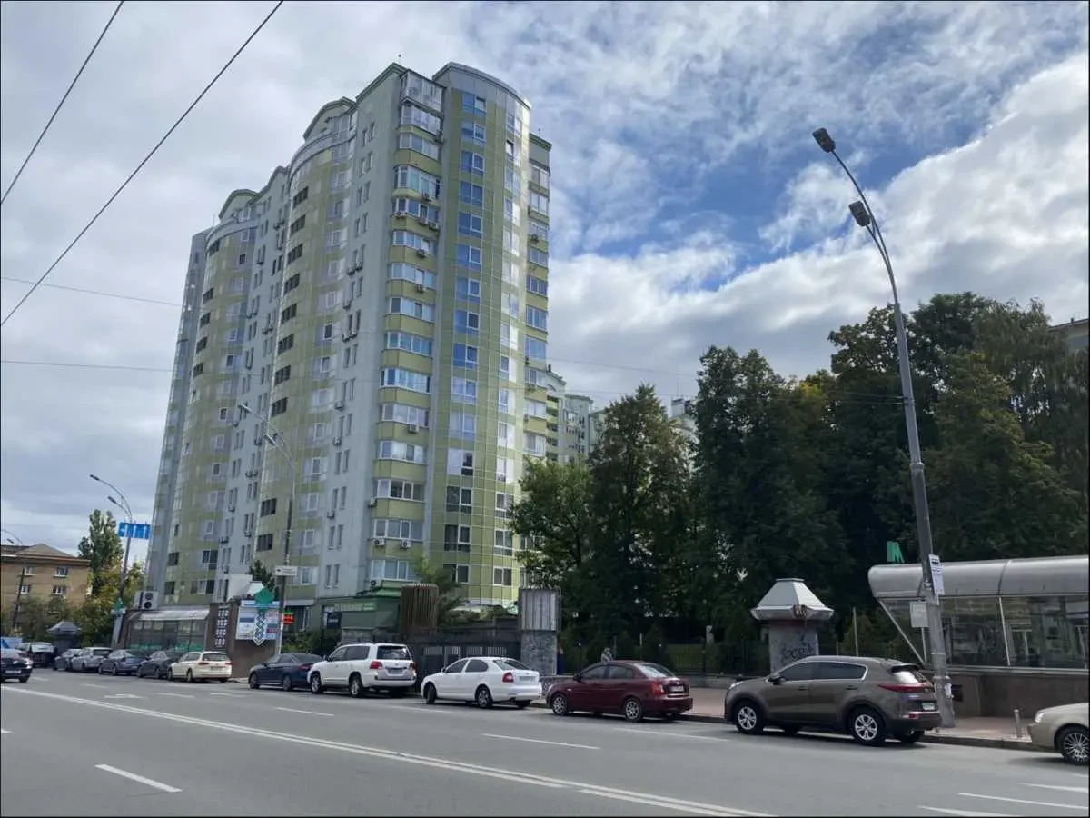 приміщення, будівлі Київ, Голосіївський, Коломийський 17/31А 12