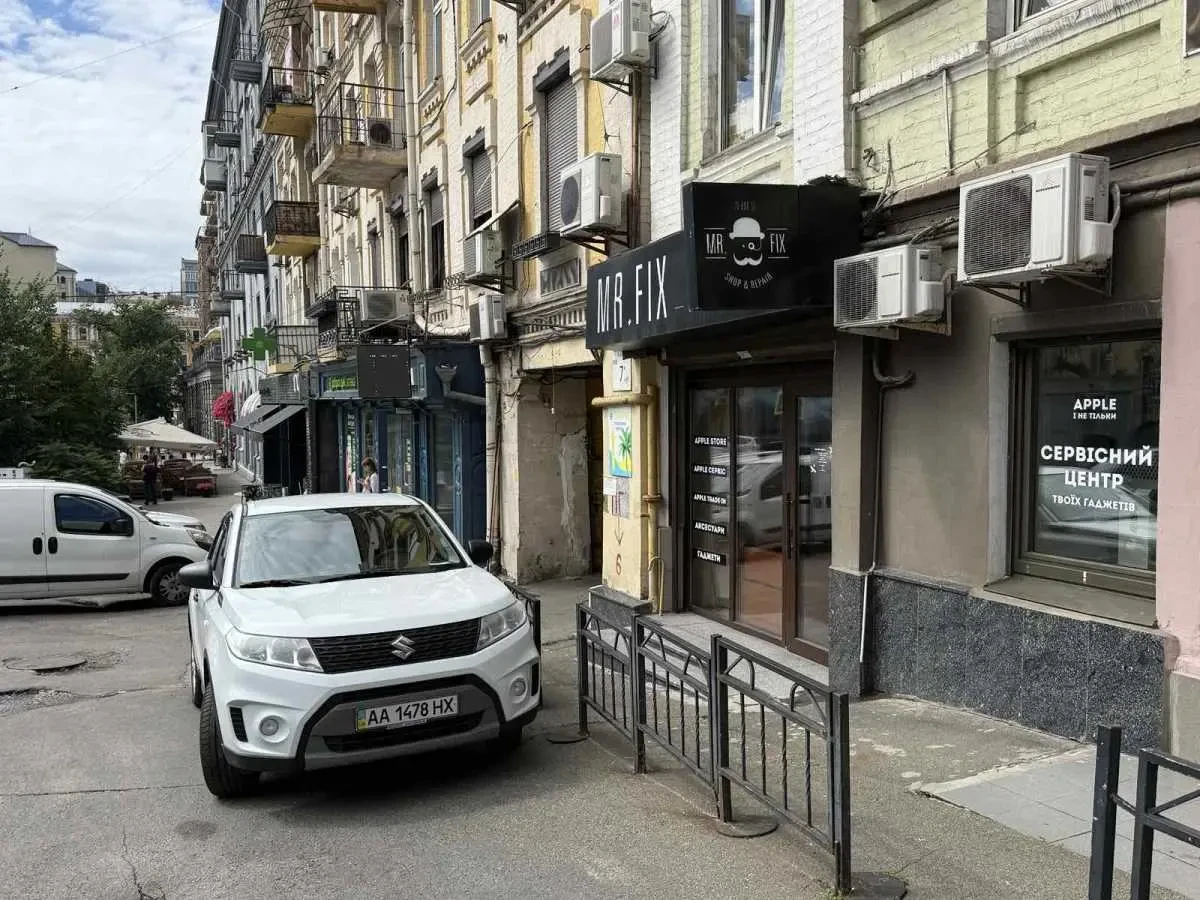 приміщення, будівлі Київ, Печерський, Бессарабська 7 2