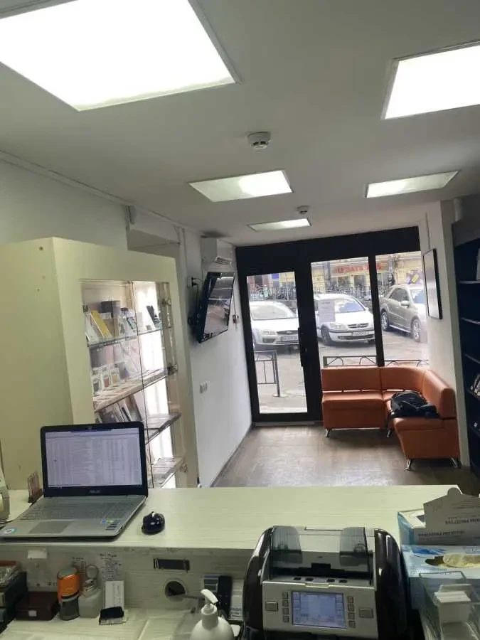 приміщення, будівлі Київ, Печерський, Бессарабська 7 3