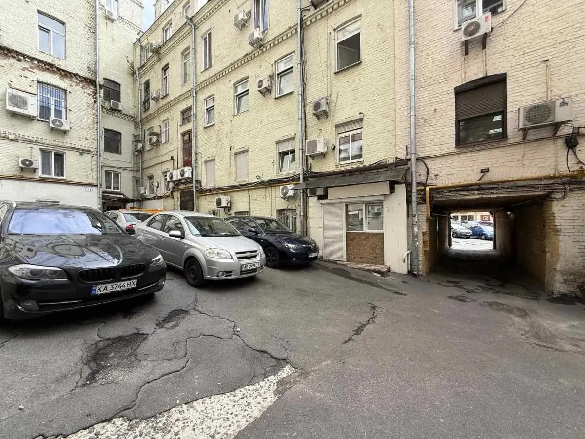 приміщення, будівлі Київ, Печерський, Бессарабська 7 9