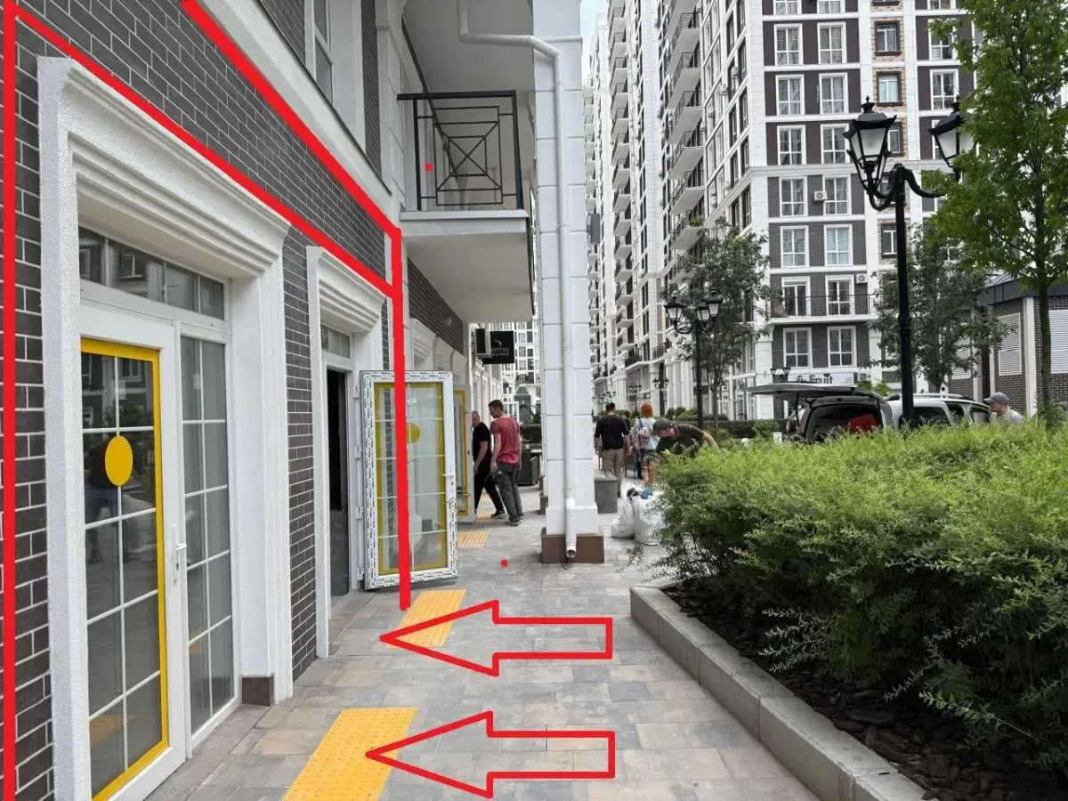 торгові площі Київ, Голосіївський, Михайла Максимовича 26 5