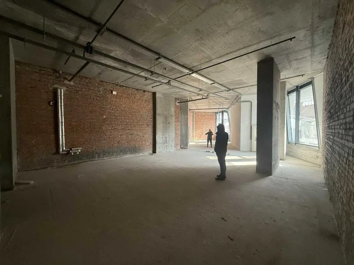 торгові площі Київ, Шевченківський, Берестейський 11 5