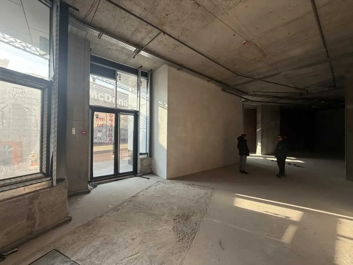 торгові площі Київ, Шевченківський, Берестейський 11 3