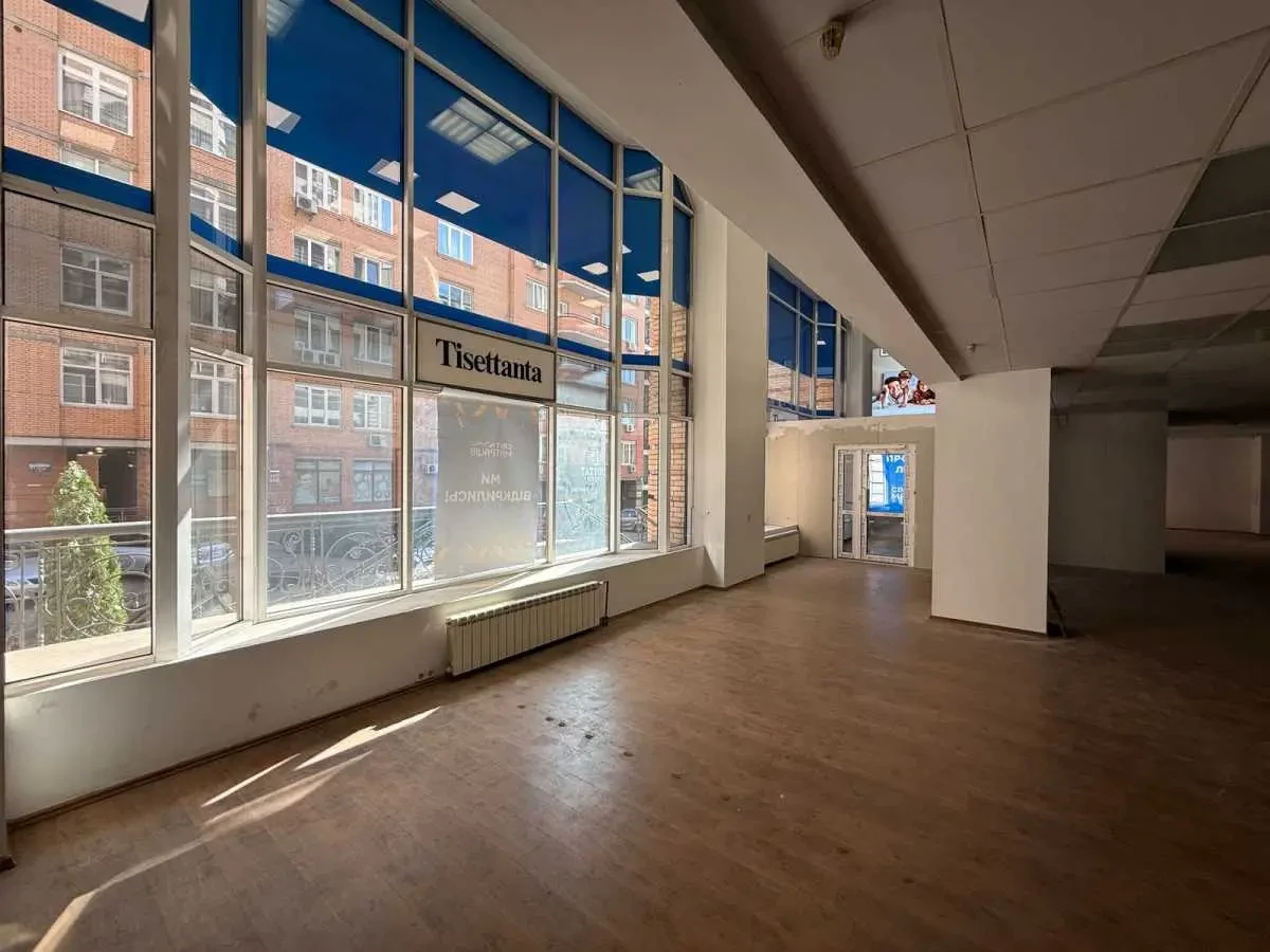 торгові площі Київ, Шевченківський, Павлівська 18 6