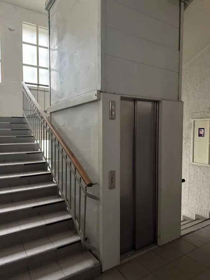 приміщення, будівлі Київ, Шевченківський, Богдана Хмельницького 38 7