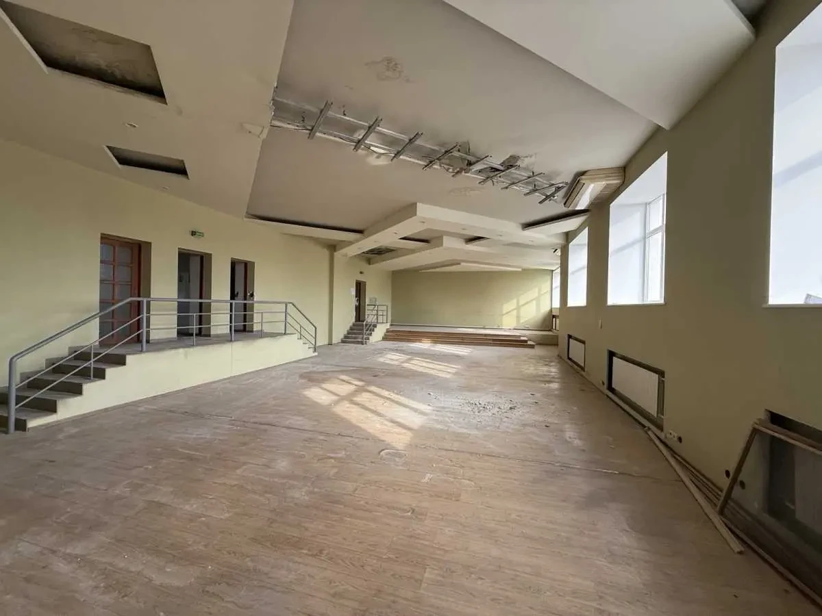 приміщення, будівлі Київ, Шевченківський, Богдана Хмельницького 38 6