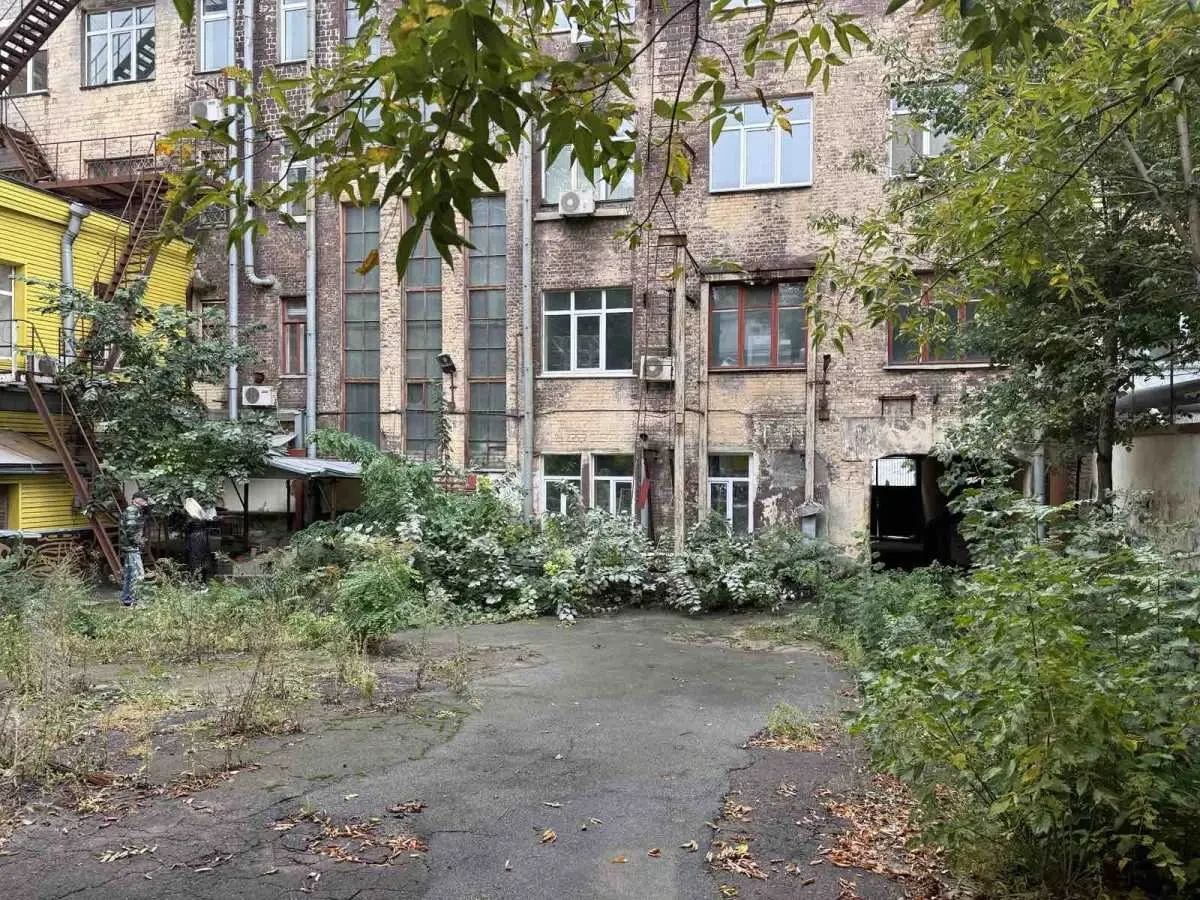 приміщення, будівлі Київ, Шевченківський, Богдана Хмельницького 38 15