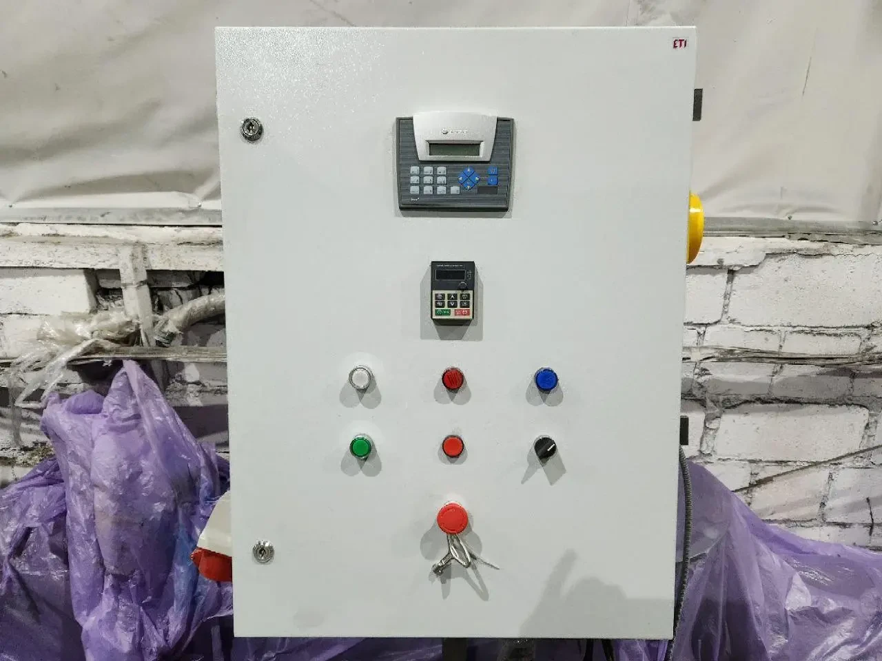 Дробилка для дерева Shark ES 15.2 10