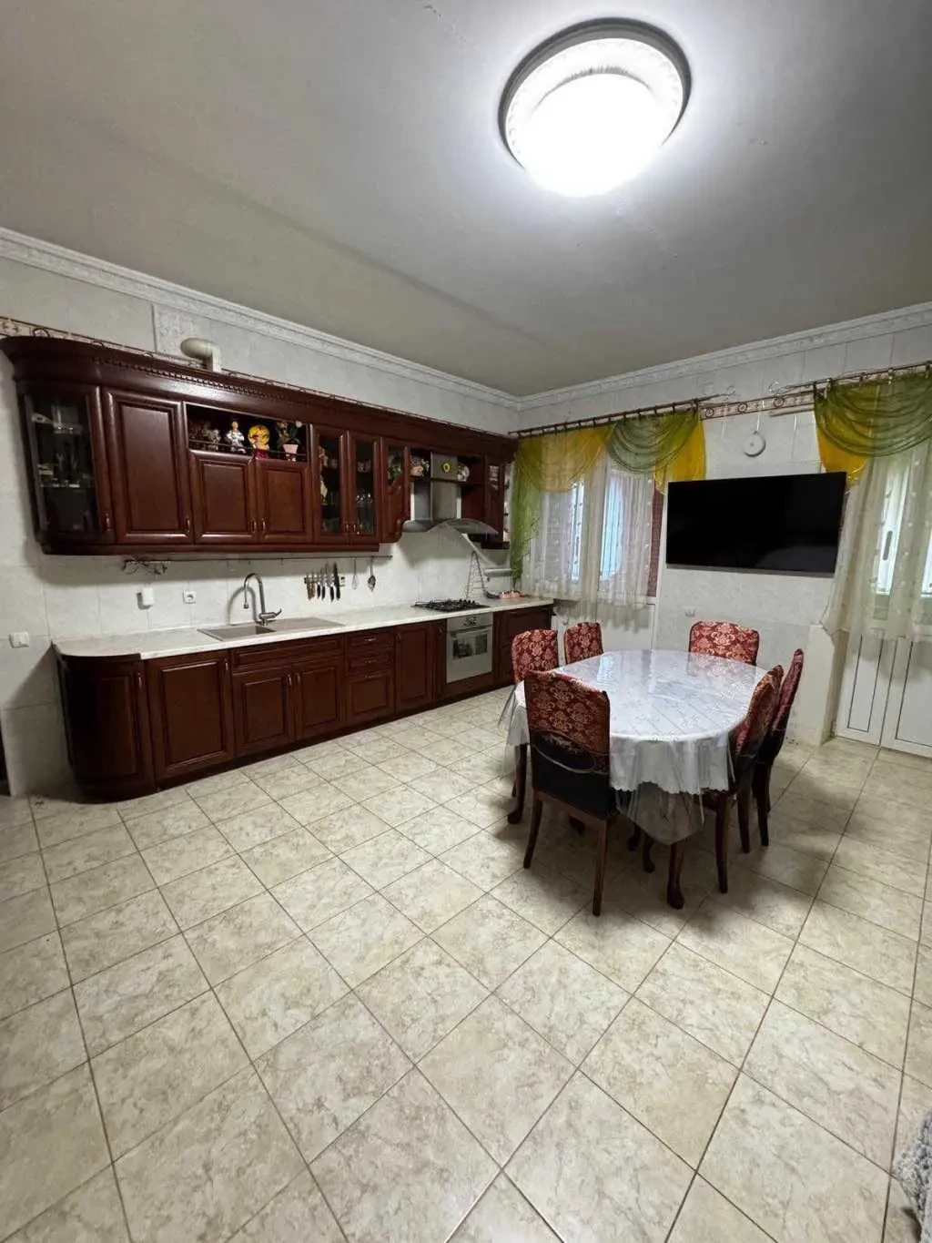 8-к котедж Київ, Деснянський, Радунська 11