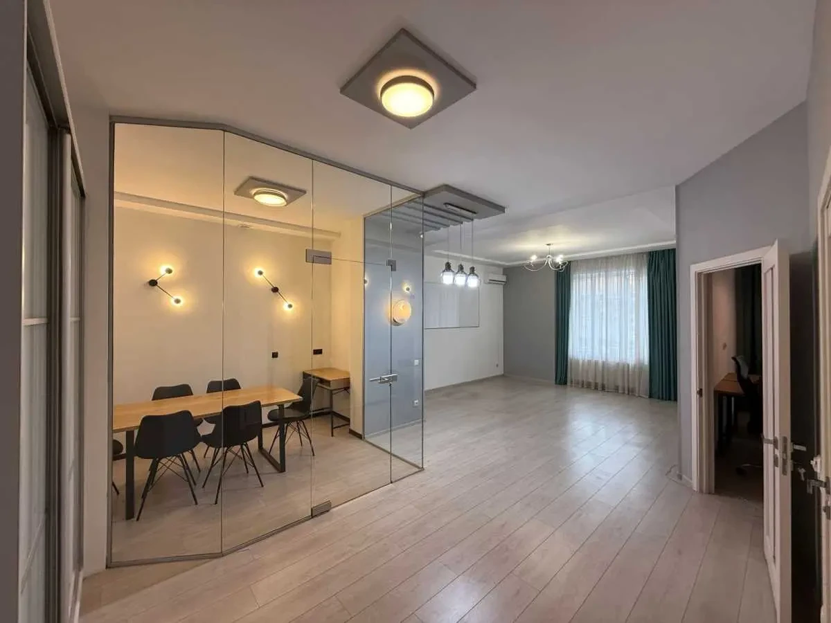 офісне приміщення Київ, Печерський, Євгена Коновальця 36е 3