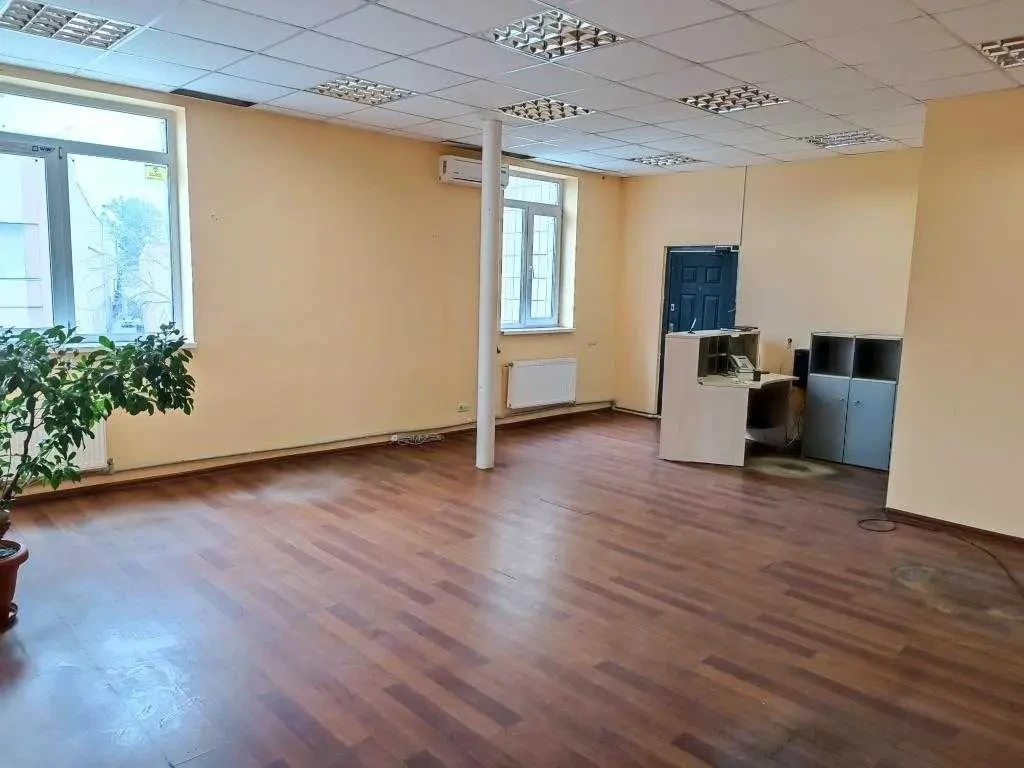 офісне приміщення Київ, Святошинський, Святошинська