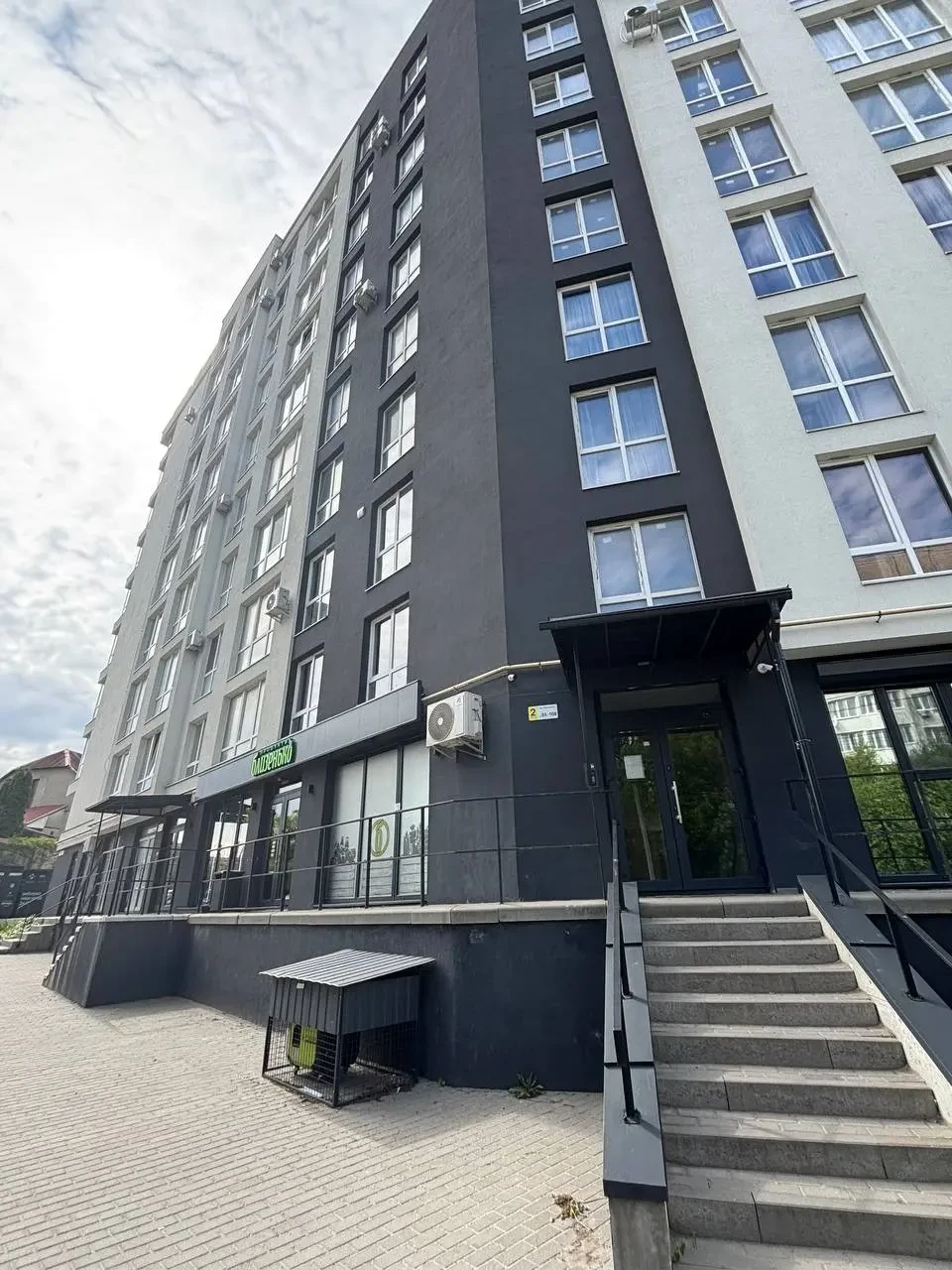 Продаж 2-кім. квартири в зданій новобудові на Дж.Вашингтона 2