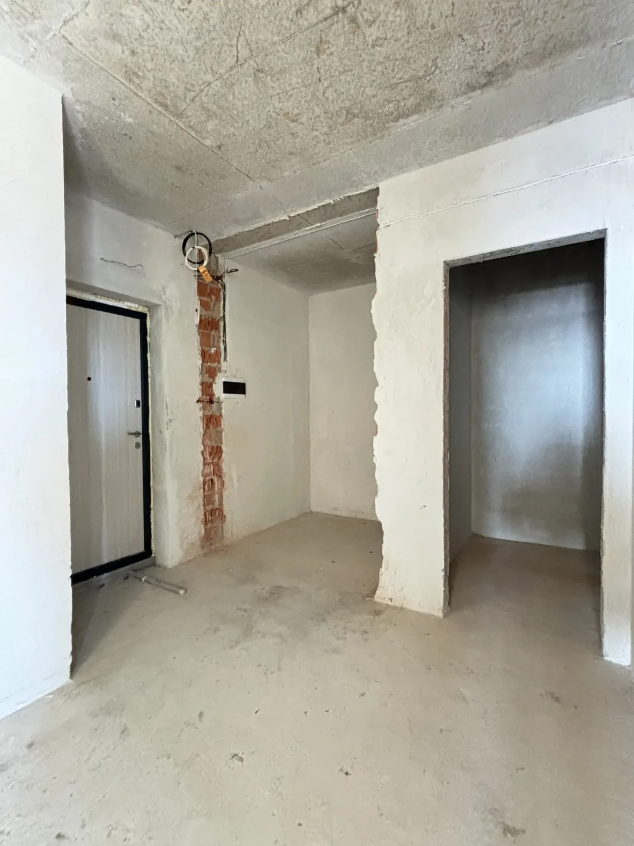 Продаж 2-кім. квартири в зданій новобудові на вул. Пимоненка 3