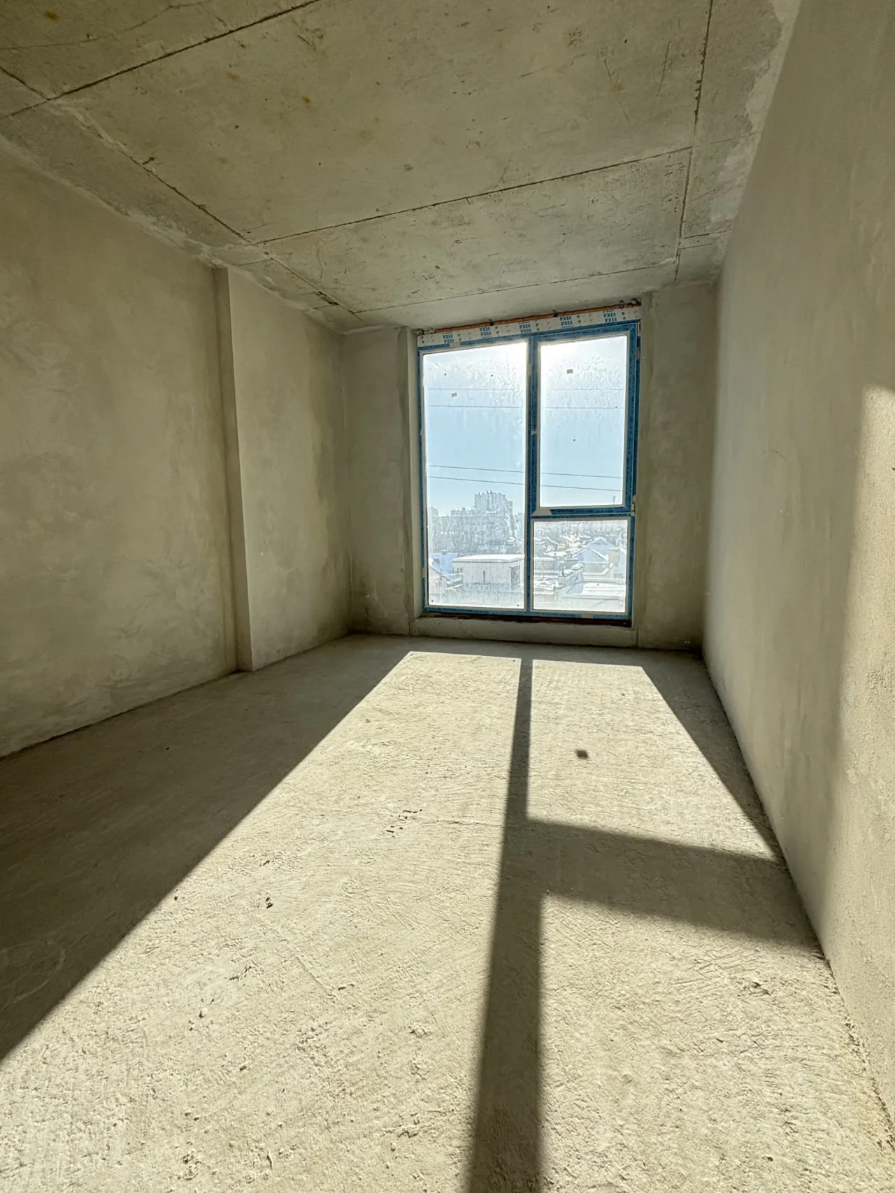 Продаж 2-кім. квартири в зданій новобудові на вул. Пимоненка 4