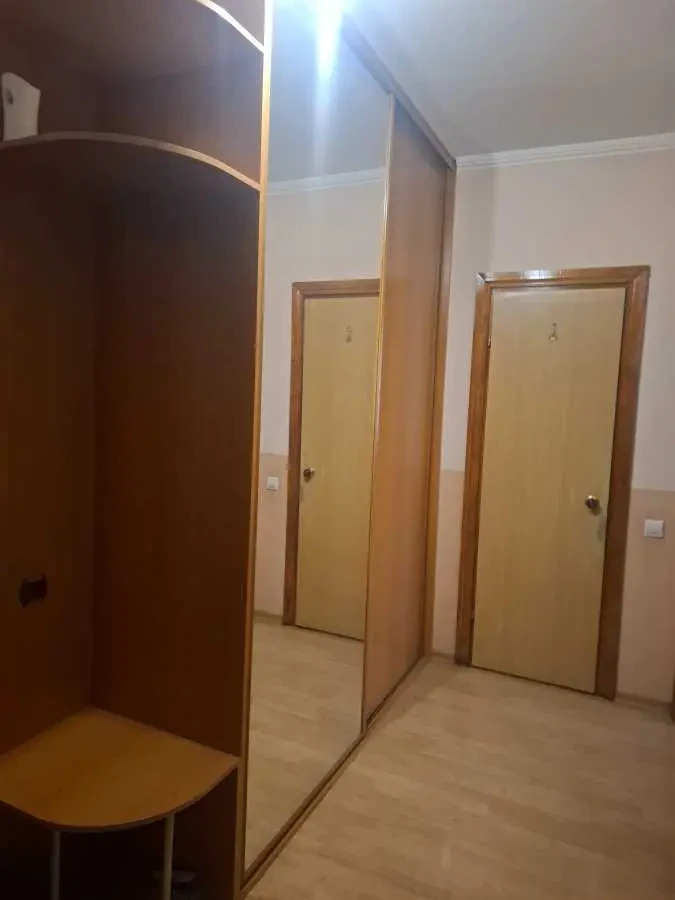 2-к квартира Київ, Голосіївський, Саперно-Слобідська 15