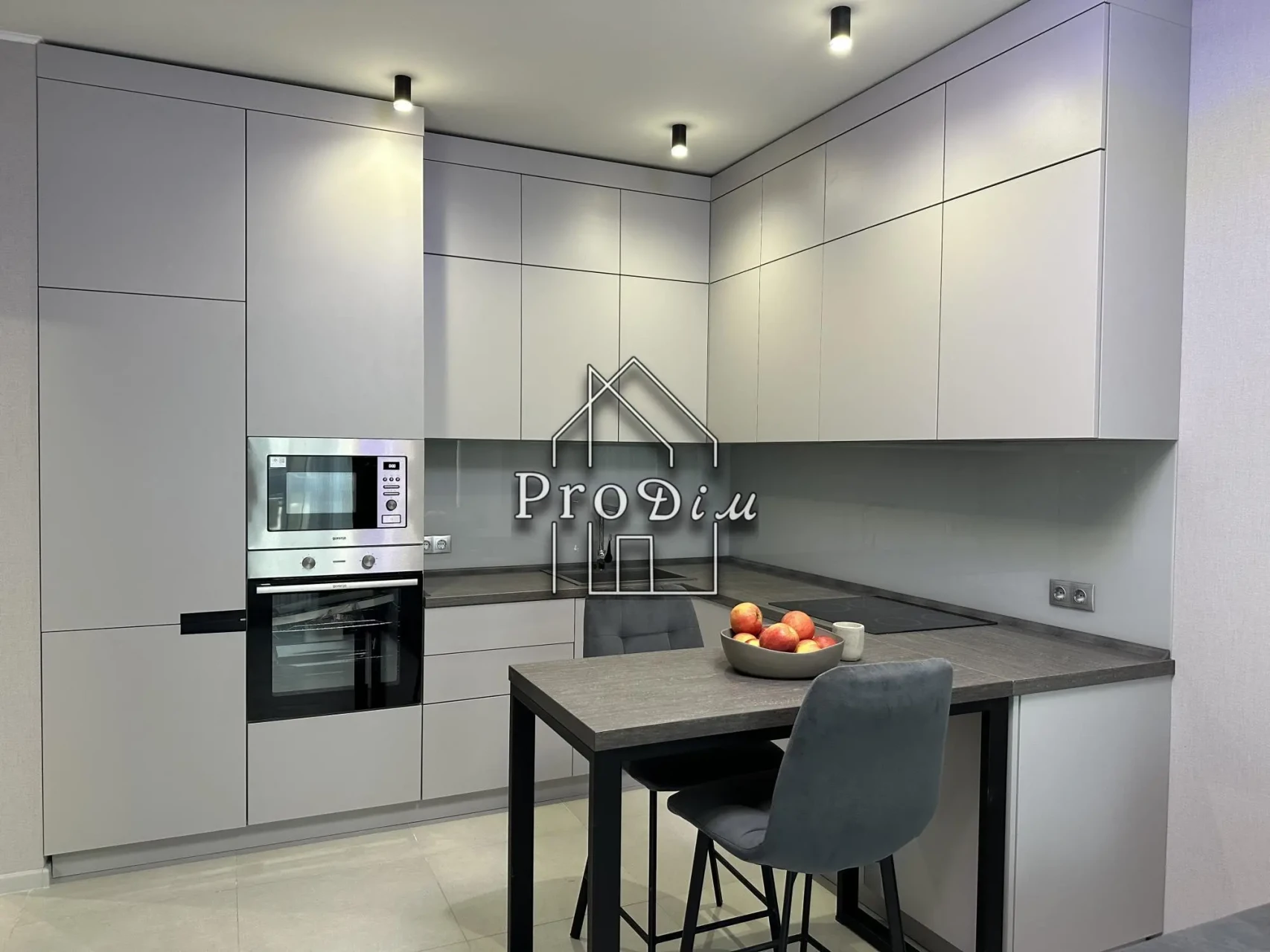 Продаж квартира 45 м2 Сім