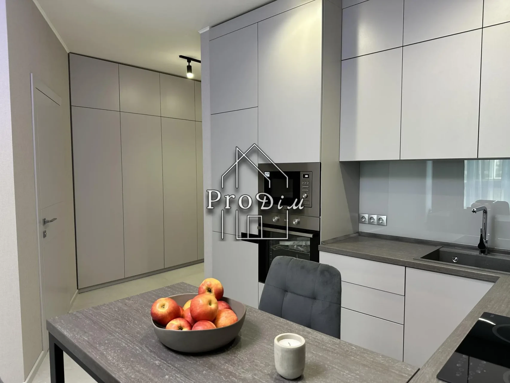 Продаж квартира 45 м2 Сім