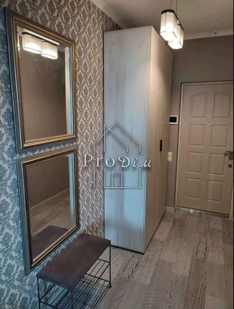 Продаж квартири ЖК 