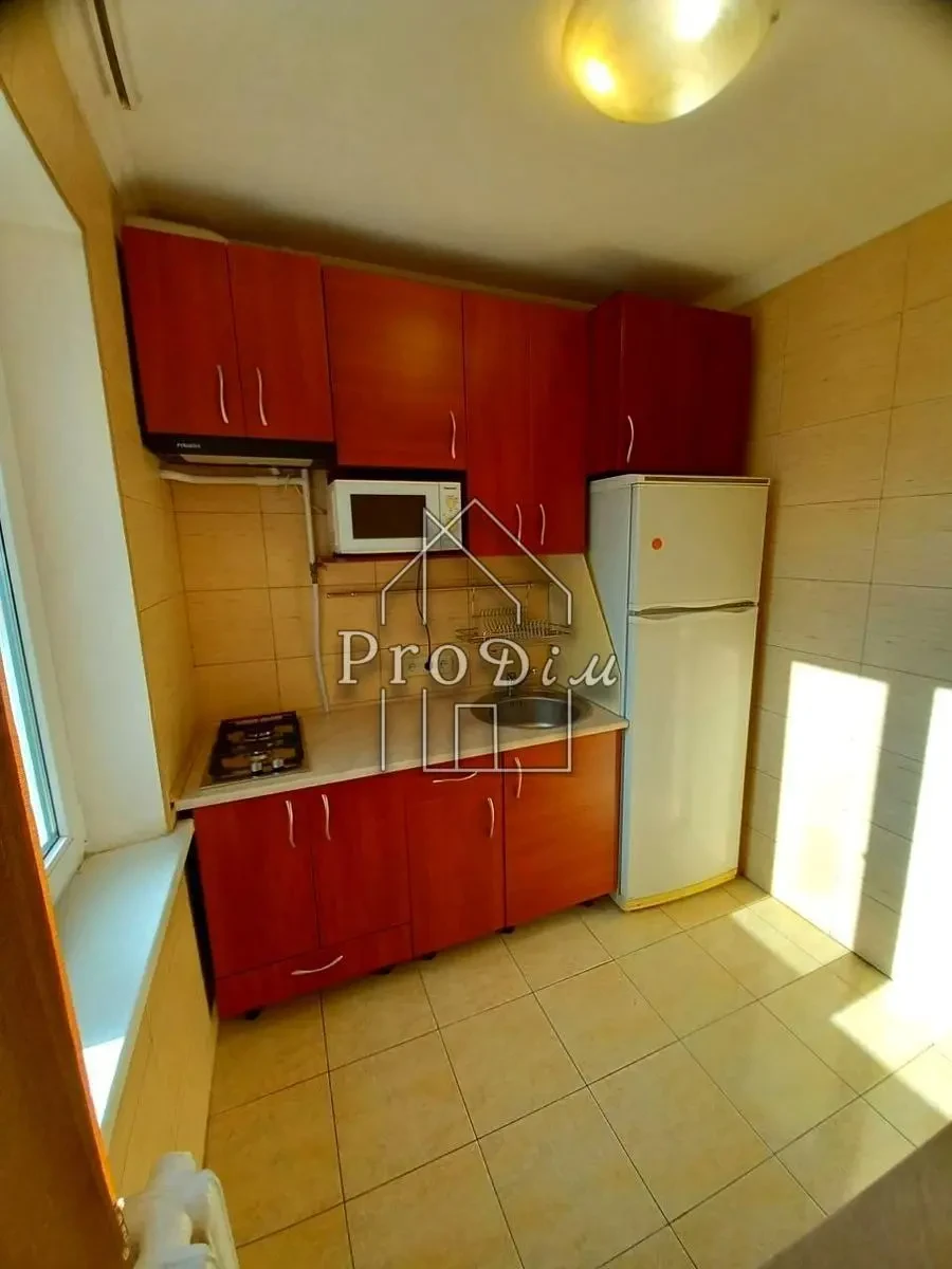 Здам 1-кімнатну квартиру в Печерському районі, вул. Звіринецька, 61. 5