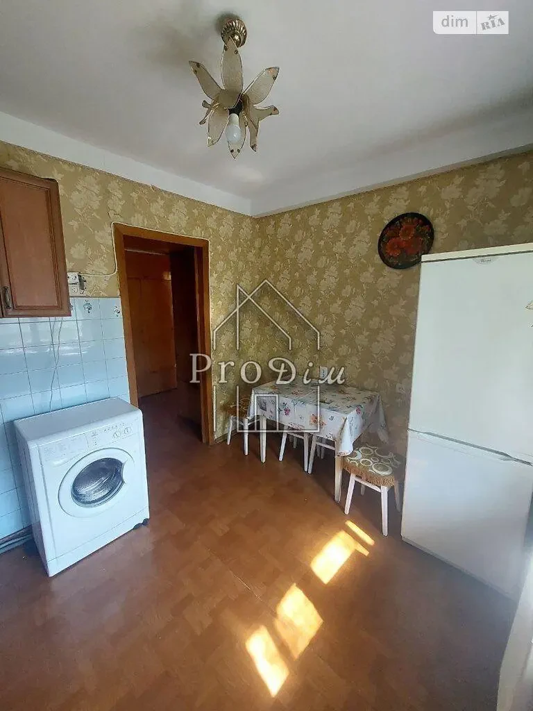 Оренда 2 к квартиар Джона Маккейна 22А. Печерськ. 2