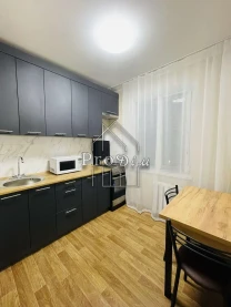 Здам 2-км квартиру, вул. Малишка, 3 (5 хв м. Дарниця).