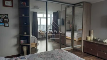 Оренда трикімнатної квартири за адресою Радунська, 30.