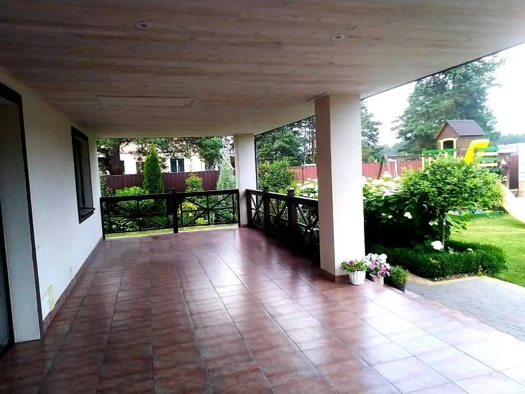 5-к будинок Вишгородський, Вишгород, шевченко 7