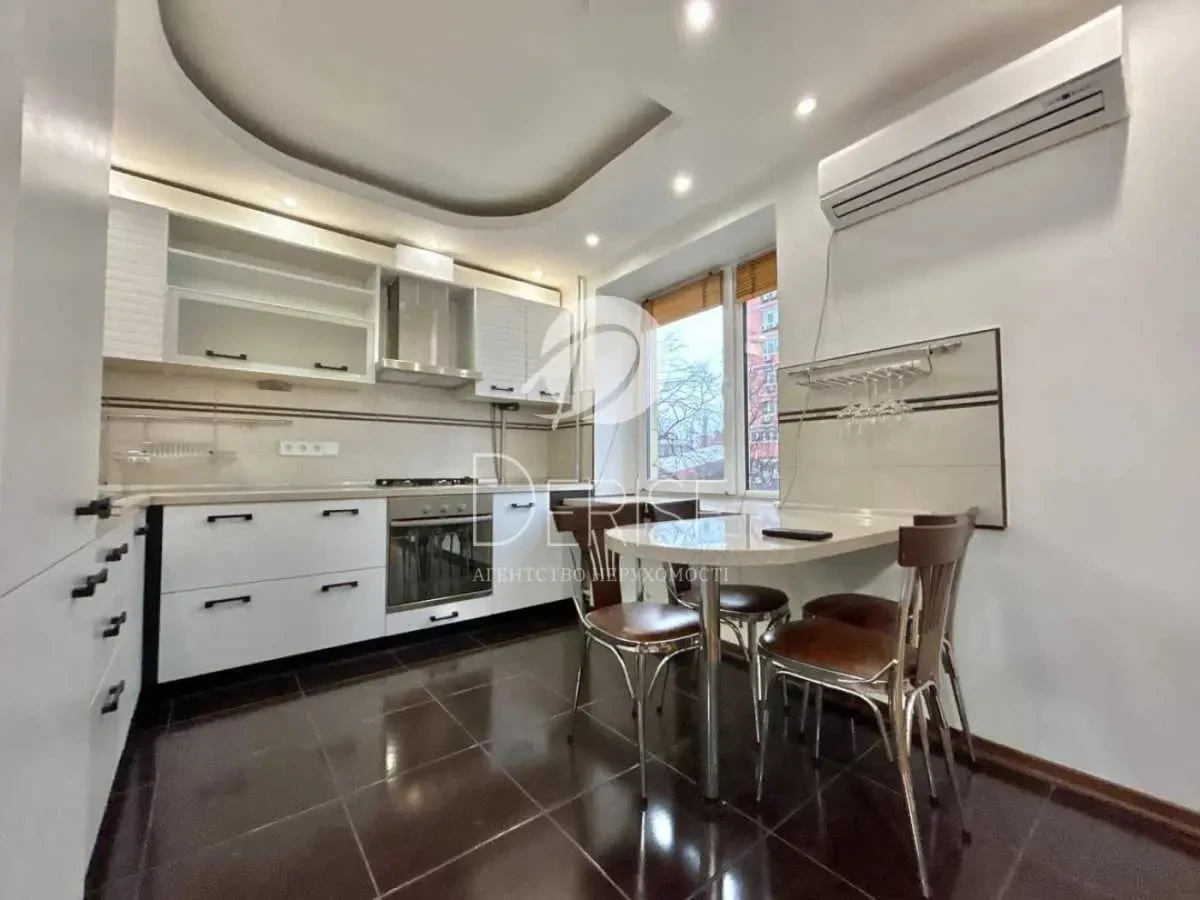 1-к квартира Київ, Печерський, Предславинська 51