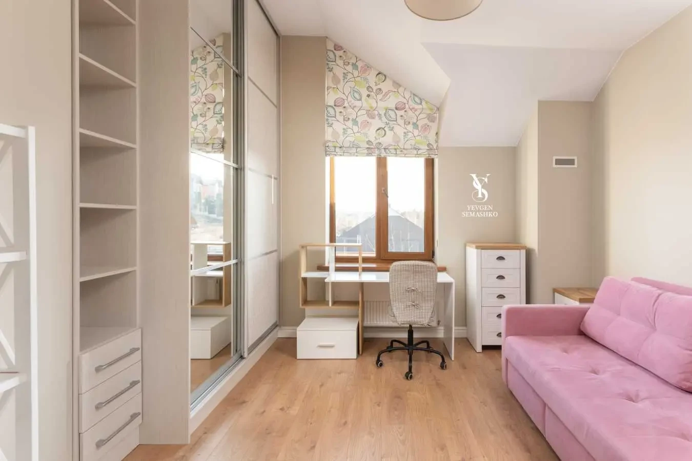 5-к таунхаус Обухівський, Лісники, Погребного 14