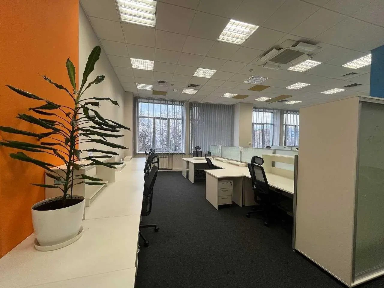 Сдам офисное помещение Київ, Радищева вул.