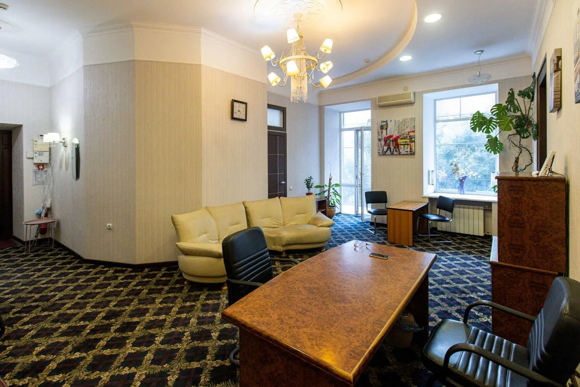 Сдам офисное помещение Київ, Рогнідинська вул. 4