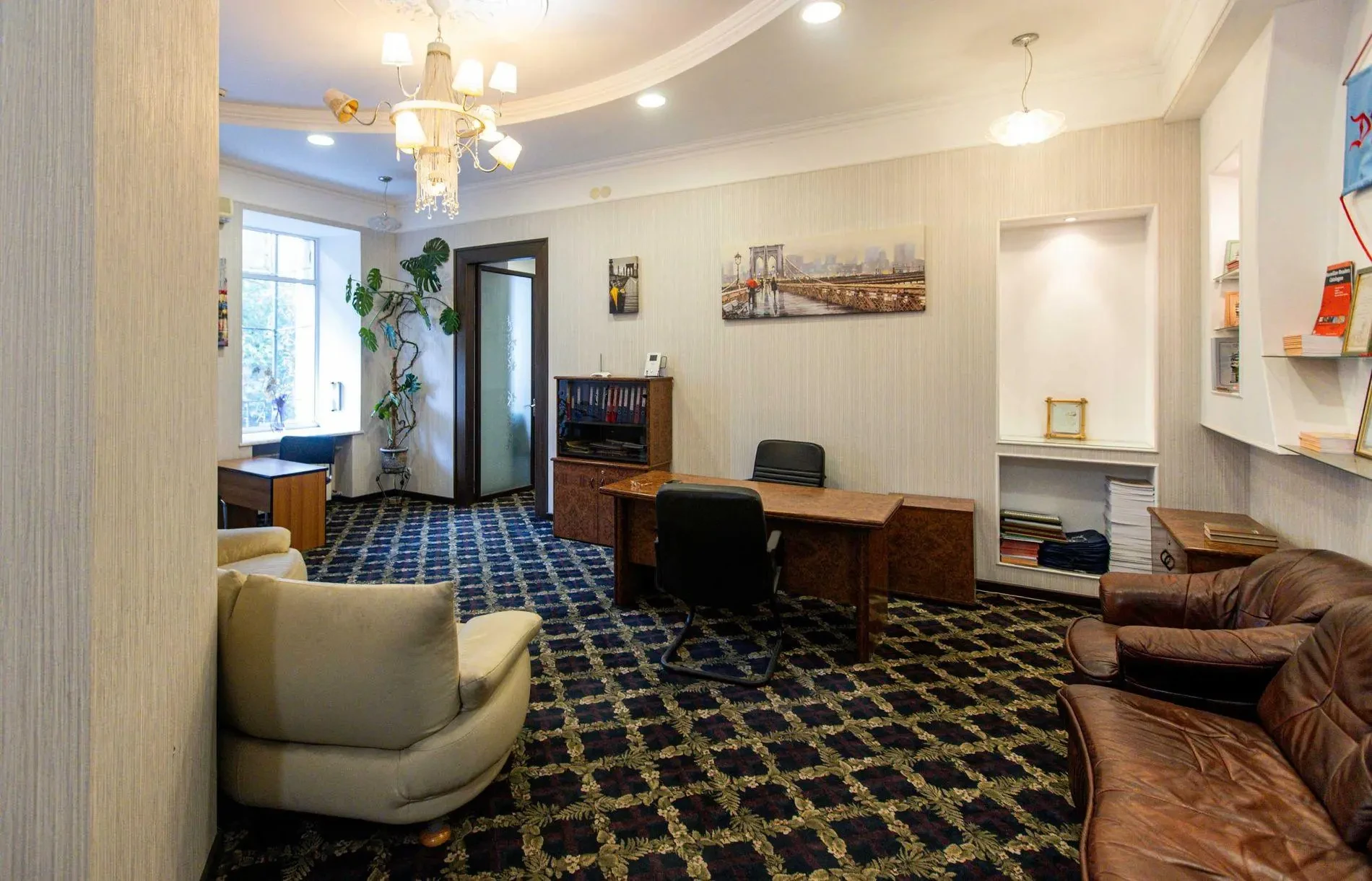 Сдам офисное помещение Київ, Рогнідинська вул. 5