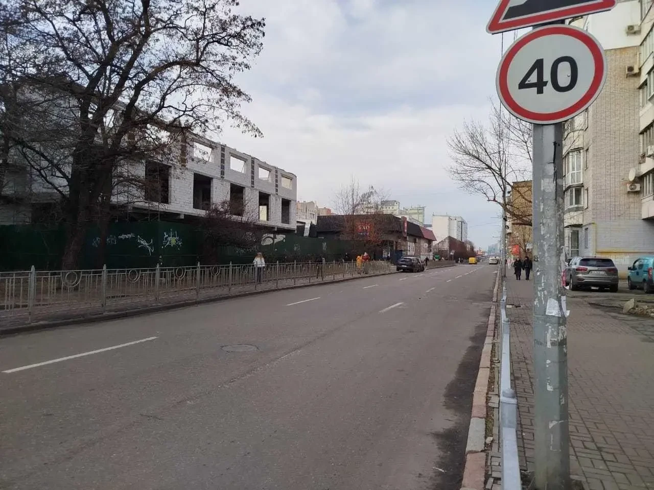 Сдам торговое помещение Київ, Межигірська вул.